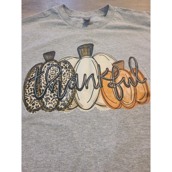 Gildan medium women's grey "thankful" tee - Picture 2 of 7